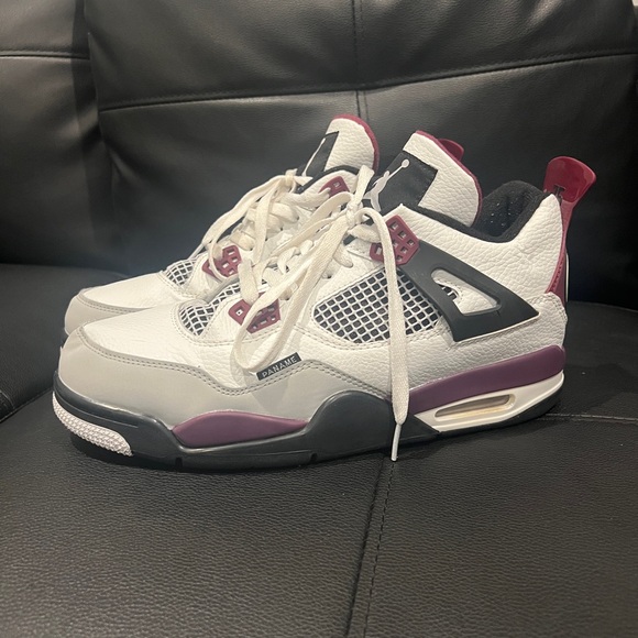 Jordan 4 Retro PSG Paris Saint Germain (GS) - Picture 3 of 5